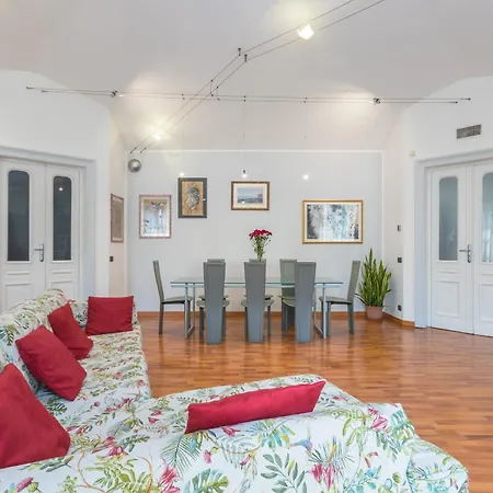 San Salvario Family By Wonderful Italy *